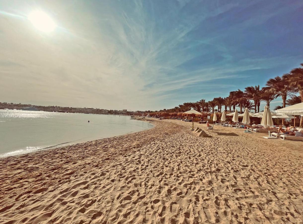 Sunrise Tucana Resort Grand Select 洪加達 外观 照片 Beach in El Alamein