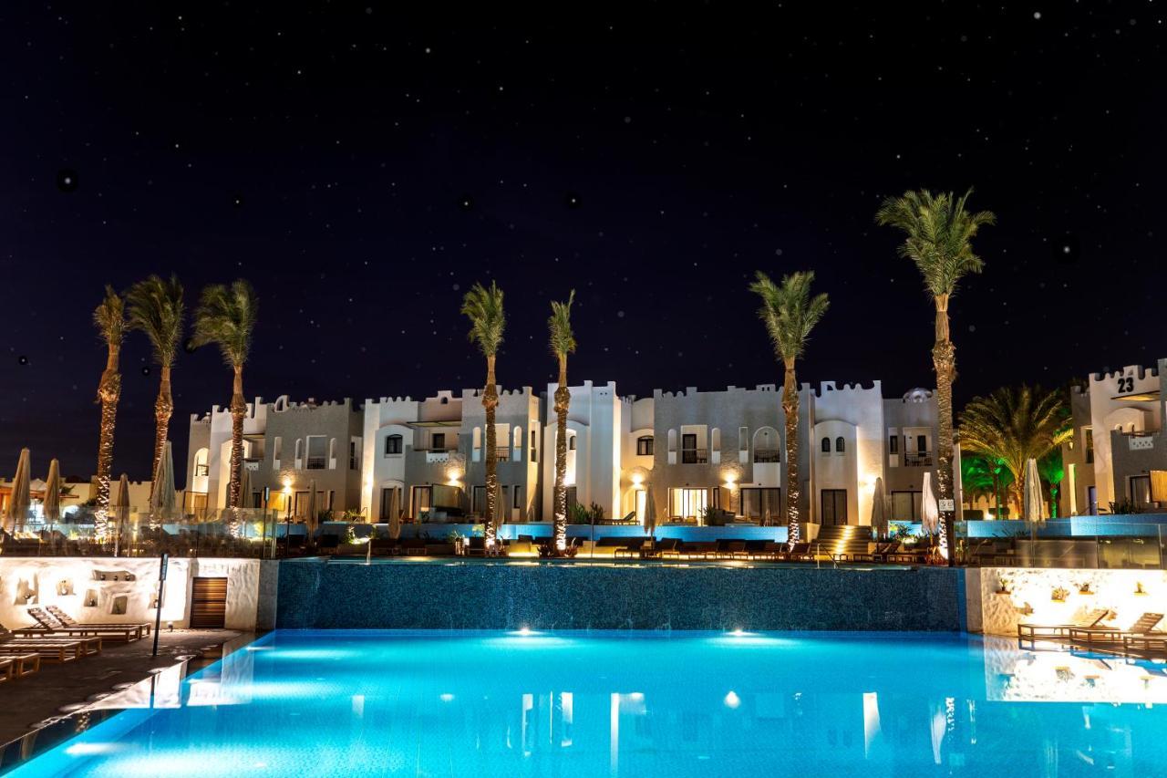 Sunrise Tucana Resort Grand Select 洪加達 外观 照片 The swimming pool at the hotel